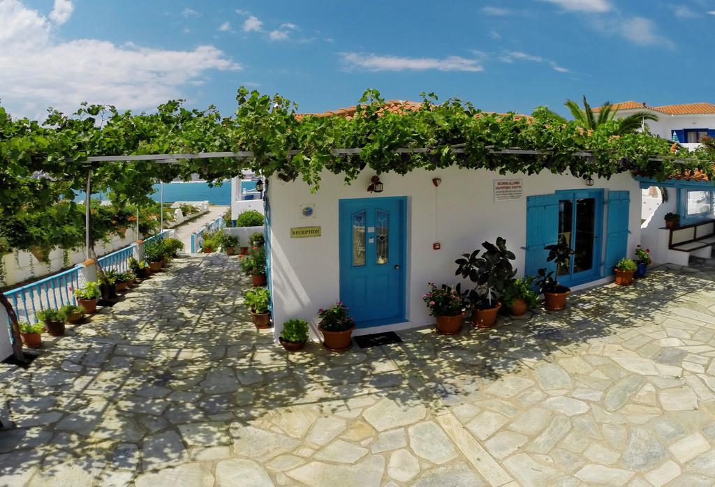 Sunrise Village Hotel Apartments Skopelos Town Interior photo